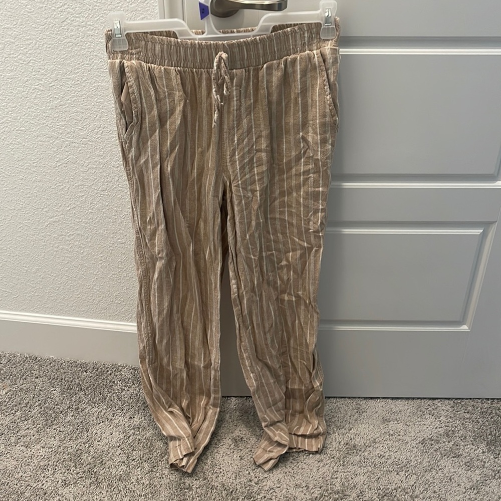 Medium tan white striped ankle pant